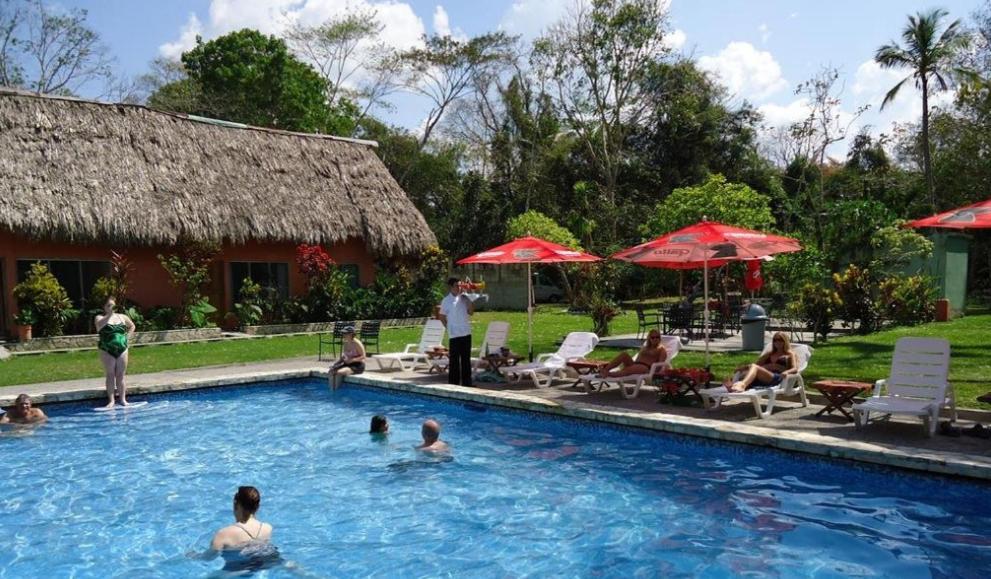 Hotel Tikal Inn Exterior foto